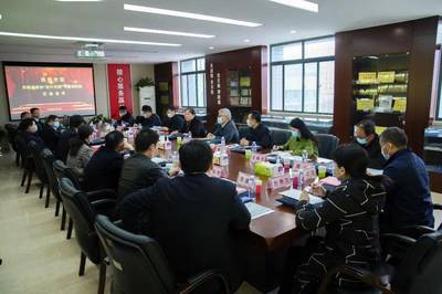 周春艷率‘設(shè)計(jì)河南’課題研究小組赴鄭州開(kāi)展軟件技術(shù)交流調(diào)研